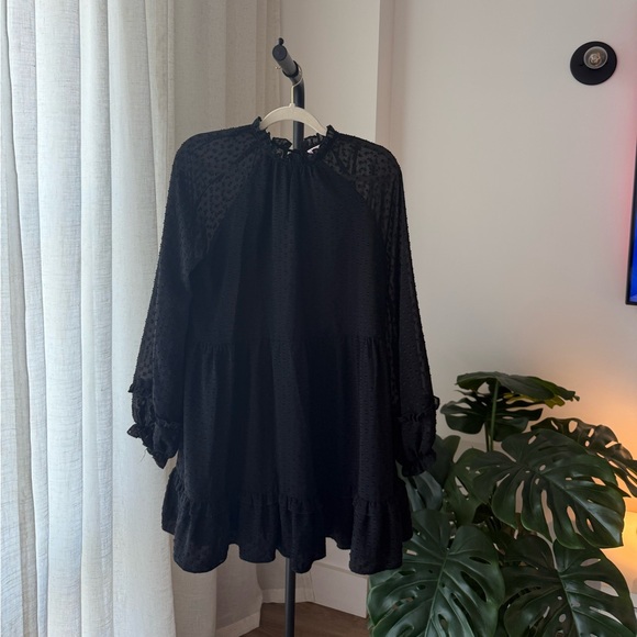 Selfie Leslie Dresses & Skirts - Babydoll Mini Dress – Size L